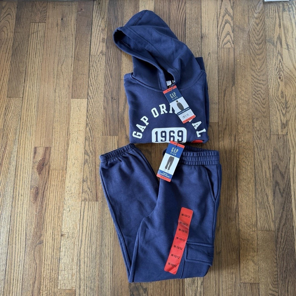 Gap Kids Size M 10/12 Youth Outfits & Set Fleece Hoddie And Fleece Pants